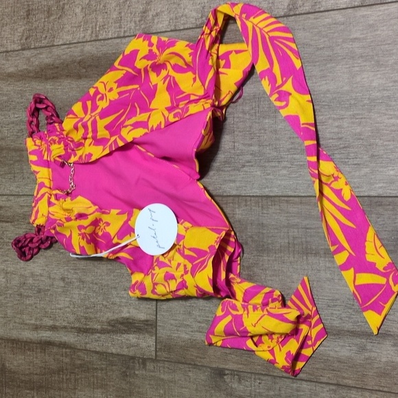 Vibrant Pink and Yellow Halter Top - Picture 8 of 8